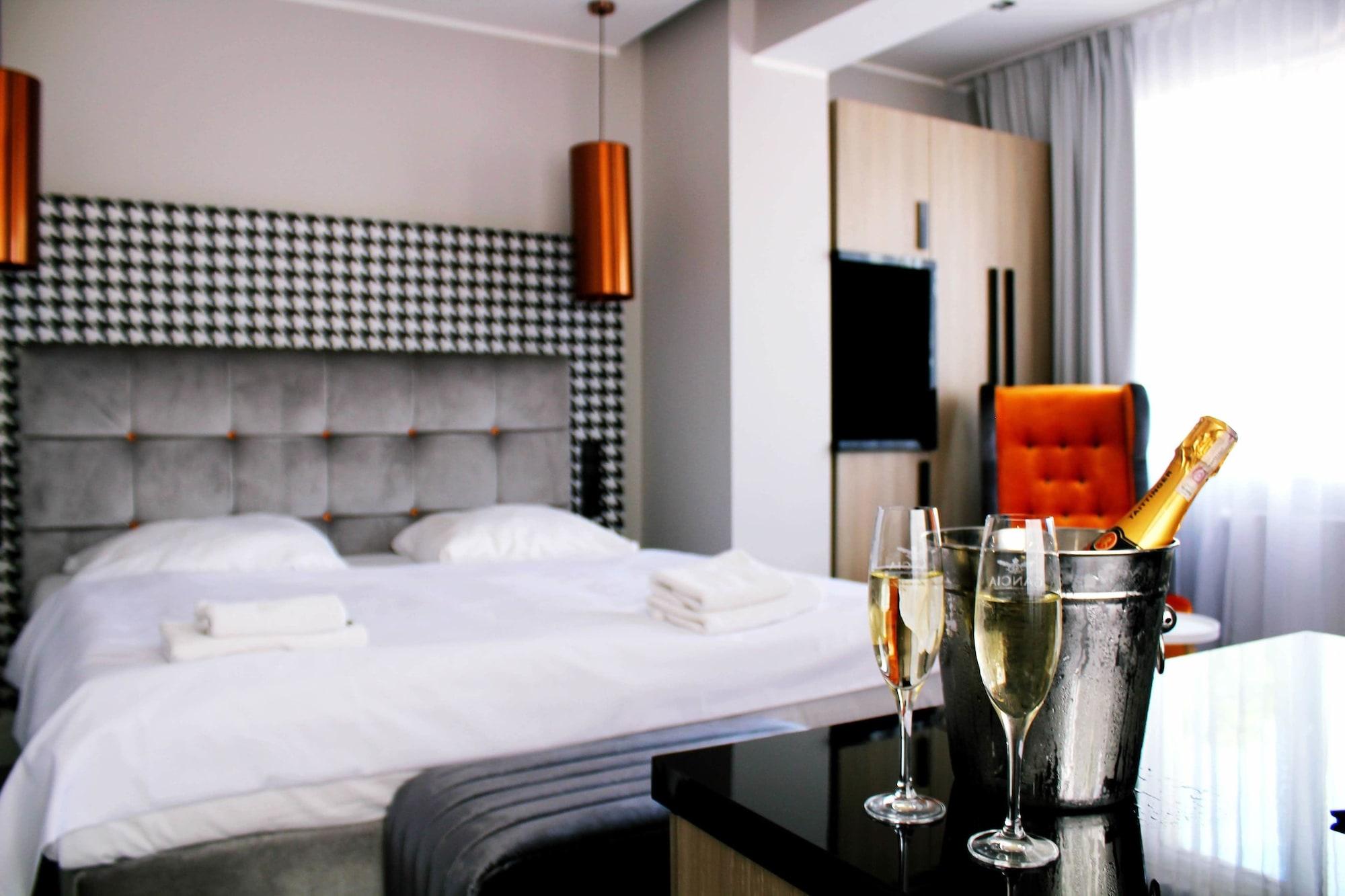 Hotel Pomaranczowa Plaza Sopot Bagian luar foto